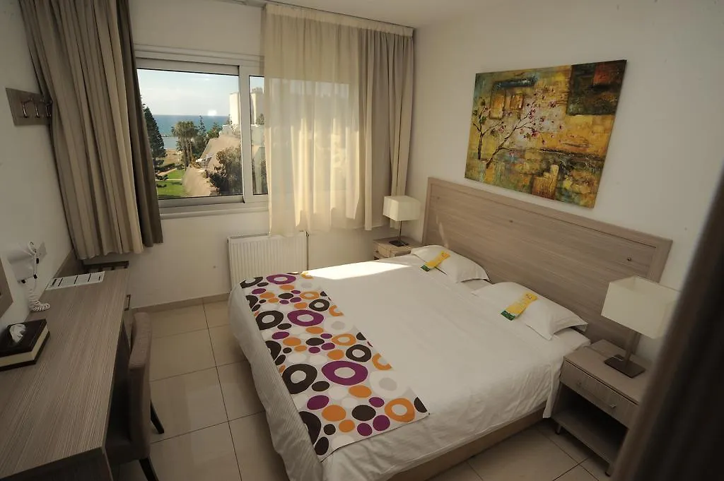 Aparthotel Frixos Suites Hotel Apartments Larnaca