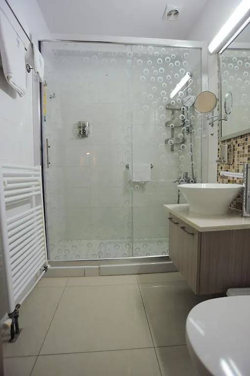 *** Aparthotel Frixos Suites Hotel Apartments Larnaca Cyprus