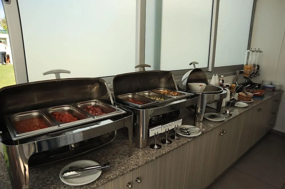 Frixos Suites Hotel Apartments Larnaca 3*,