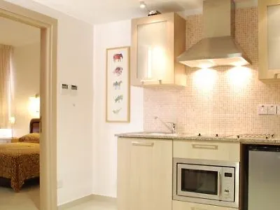 Frixos Suites Hotel Apartments Larnaca Aparthotel