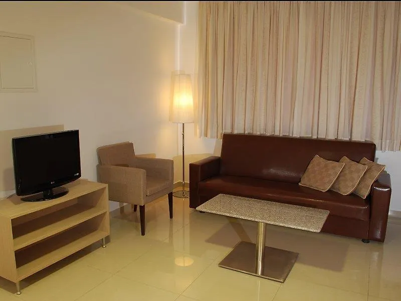 Frixos Suites Hotel Apartments Larnaca
