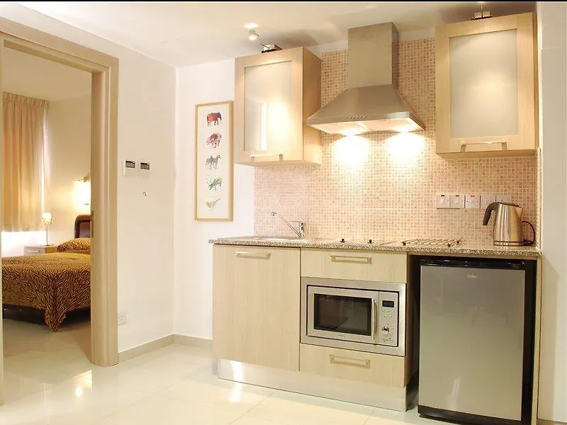Frixos Suites Hotel Apartments Ларнака 3*,